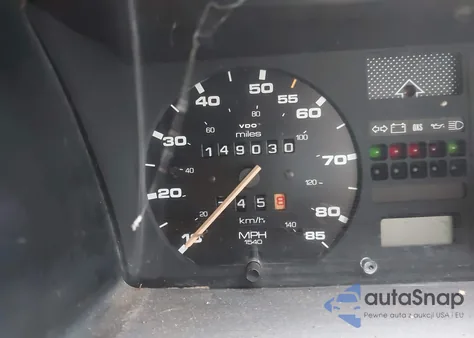 1982 Volkswagen Scirocco Deluxe z USA, uszkodzony, nr VIN WVWCA0532CK017498